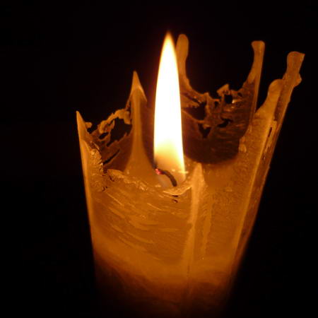 Kerzenflamme Stearinkerzen Kreuzform, Kerzenbild 3